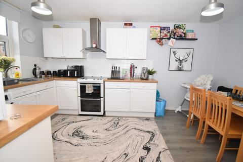 3 bedroom end of terrace house for sale, Chanter Court, Bishop Westall Road, Exeter, EX2