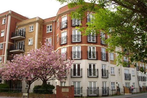 2 bedroom flat to rent, Handel Road, Southampton SO15