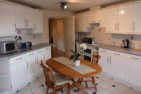 2 bedroom flat to rent, Handel Road, Southampton SO15