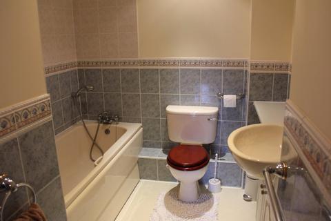 2 bedroom flat to rent, Handel Road, Southampton SO15