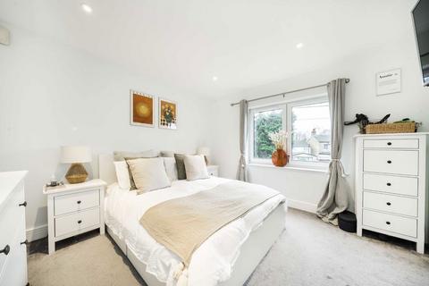 1 bedroom flat to rent, Hartfield Road, London SW19