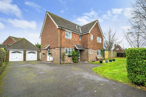 4 bedroom detached house for sale, Bradwell Close, Charlton, Andover, SP10 4EL