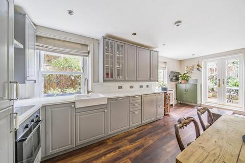 2 bedroom flat for sale, Hormead Road, Maida Vale