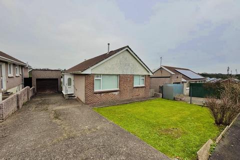 3 bedroom detached house for sale, Silverstream Drive, Hakin, Milford Haven, Pembrokeshire, SA73