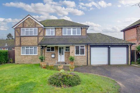 4 bedroom detached house for sale, Main Road, High Wycombe HP14