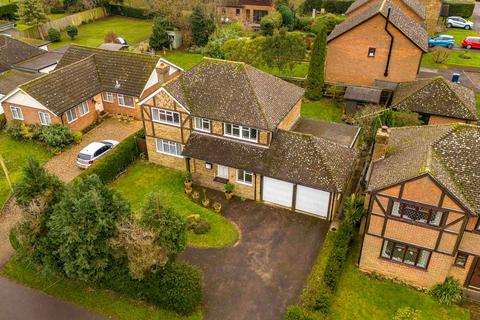 4 bedroom detached house for sale, Main Road, High Wycombe HP14