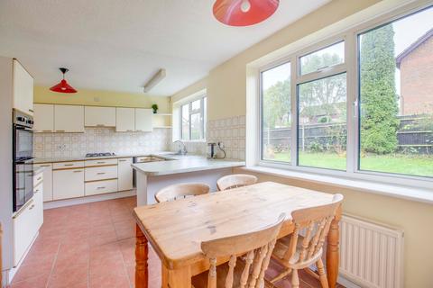 4 bedroom detached house for sale, Main Road, High Wycombe HP14