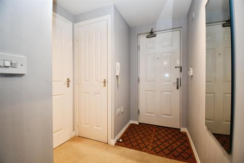 2 bedroom apartment for sale, Linn Park, Kingswood, Hull