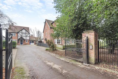 4 bedroom townhouse for sale, New Park Lane, Mansfield