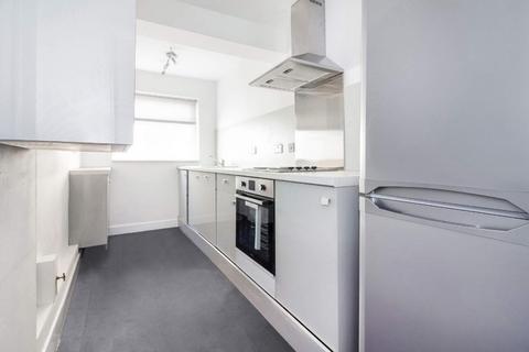 2 bedroom terraced house to rent, Denman Street, Nottingham, Nottinghamshire, NG7