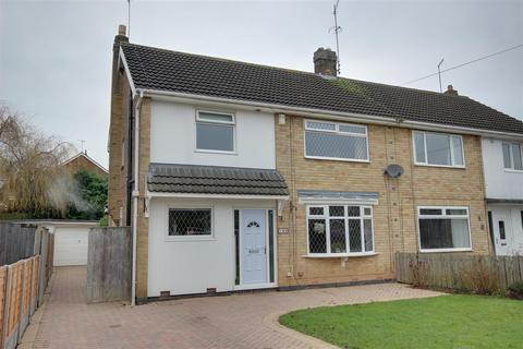 3 bedroom semi-detached house for sale, Tranby Lane, Anlaby