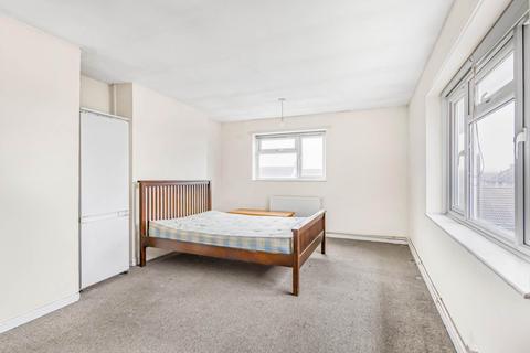 Flat, 40 Talbot Road, Hatfield, AL10 0QY
