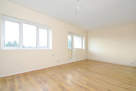 3 bedroom apartment to rent, Whitefoot Lane Bromley BR1