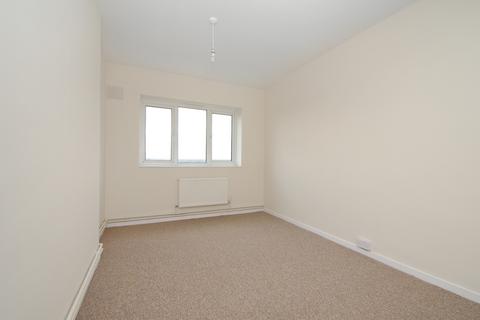 3 bedroom apartment to rent, Whitefoot Lane Bromley BR1