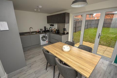 3 bedroom semi-detached house for sale, Low Avenue, Ferryhill