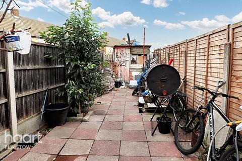 undefined, Holborn Road Plaistow, London