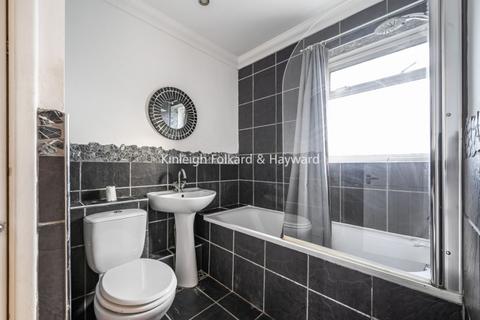 1 bedroom house to rent, Albert Road Mottingham SE9