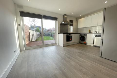 5 bedroom semi-detached house to rent, Riverdene, Burnt Oak HA8