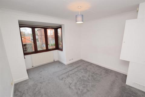 2 bedroom flat for sale, Abbey Park Mews, Grimsby DN32