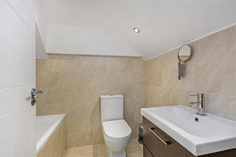 1 bedroom flat to rent, Roehampton Lane, Putney SW15