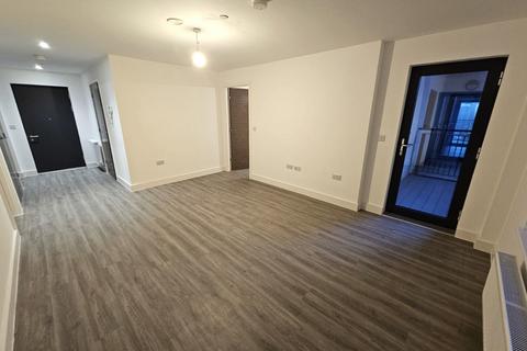 2 bedroom apartment to rent, 2 bed apt in Baltic with double balcony