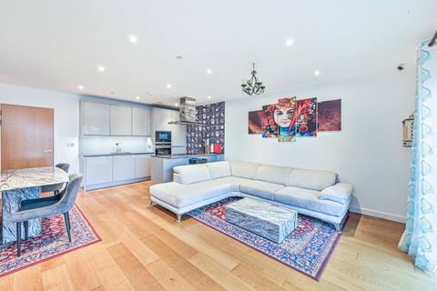 3 bedroom flat for sale, Lismore Boulevard, Temple Fortune, London, NW9