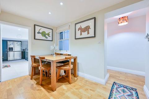 2 bedroom flat for sale, Mornington Avenue, West Kensington, London, W14