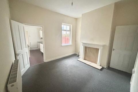 3 bedroom terraced house to rent, Rutland Street, Grimsby DN32