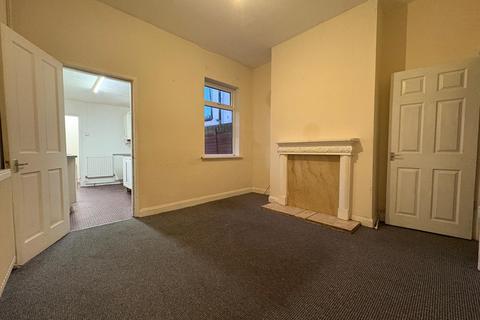 3 bedroom terraced house to rent, Rutland Street, Grimsby DN32