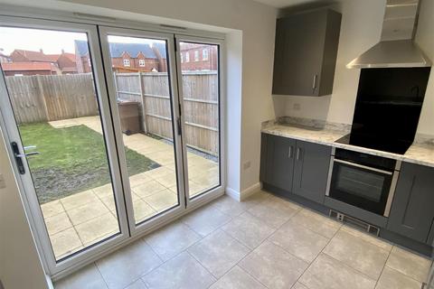 2 bedroom terraced house to rent, Ella Drive, The Greenways, Goole