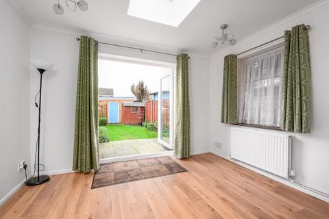 2 bedroom end of terrace house for sale, Milton Road, Walton-on-Thames, KT12