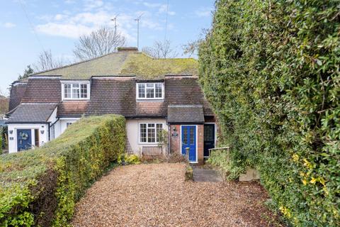 3 bedroom semi-detached house to rent, Chestnut Walk, Chalfont St. Peter, Gerrards Cross, SL9