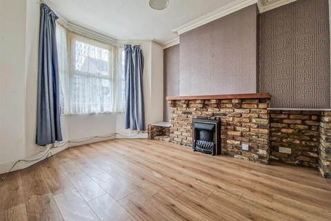 2 bedroom flat for sale, Oban Road, Southend-on-Sea SS2