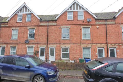 3 bedroom terraced house for sale, Avenue Road, Banbury