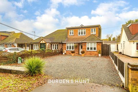 3 bedroom semi-detached bungalow for sale, Hook End Road, Hook End, CM15