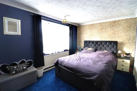 3 bedroom terraced house for sale, MILL ROAD, WATERLOOVILLE