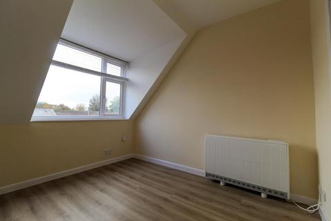 1 bedroom flat to rent, Stretford, Manchester M32