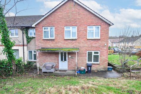 2 bedroom end of terrace house to rent, Monnow Way, Bettws, NP20