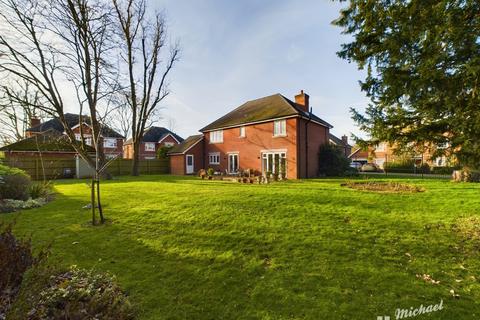 4 bedroom detached house for sale, Birch Close, Aston Clinton, Buckinghamshire