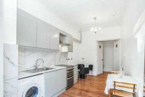 1 bedroom maisonette to rent, Richmond Road, London, E8