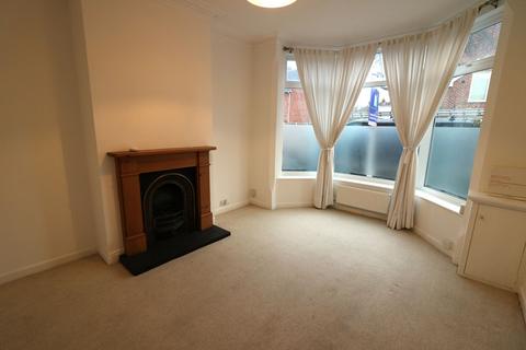 2 bedroom semi-detached house to rent, Exchange Road, West Bridgford, NG2