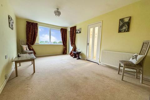 2 bedroom flat for sale, Bernard Crescent, Minehead TA24