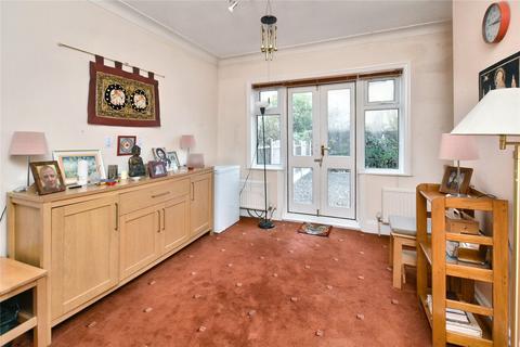 3 bedroom semi-detached house for sale, Newton Park View, Leeds