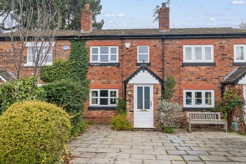 2 bedroom terraced house to rent, Higher Lane, Lymm WA13