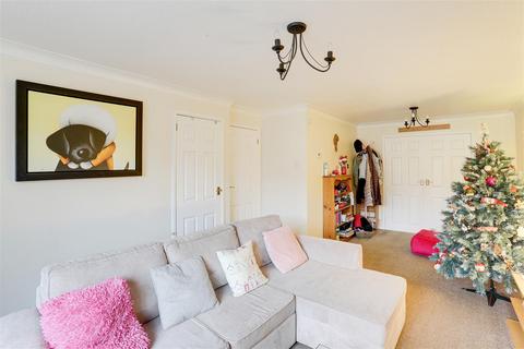 3 bedroom detached house for sale, Balmoral Road, Bingham NG13