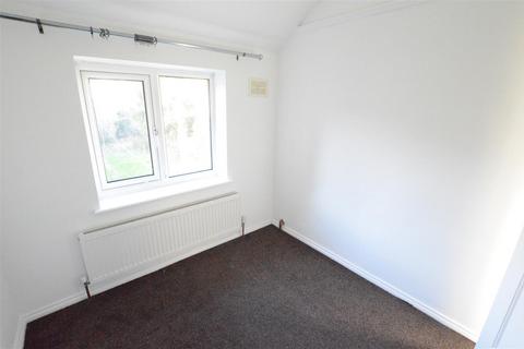 3 bedroom house to rent, Salisbury Avenue, Slough