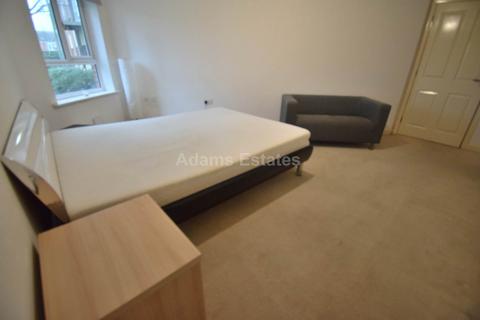 2 bedroom apartment to rent, Richfield Avenue, Reading