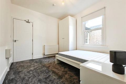 1 bedroom in a house share to rent, Victoria Road, Guildford, Surrey, GU1