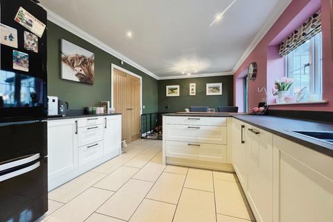 4 bedroom detached house for sale, Nunings Way, Driffield YO25