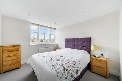 1 bedroom apartment for sale, Newark Lane, Ripley